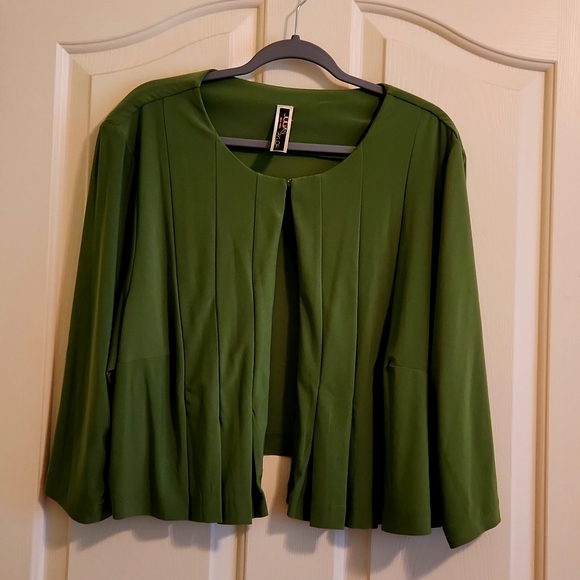 Crop cardigan top green Julian Taylor size 2X 3X great condition - Picture 1 of 5
